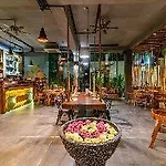 Les Bambous Luxury Hotel