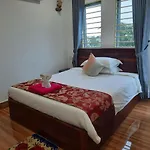 Realkhom Villa