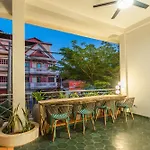 Family Style 3-Bedroom Suite By Baahu Villa