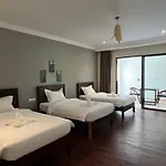 Angkor Daji Boutique