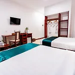 Green Amazon Residence