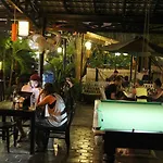 Tropical Breeze Guesthouse