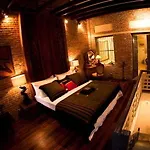 La Petite Indochine Hotel