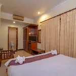 Hotel Rajdhani Palace
