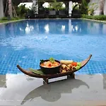 S.R Sofia Villa Hotel