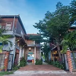 Isann Villa