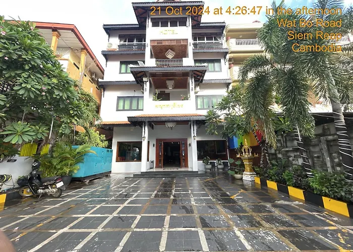 Rubyland Hotel