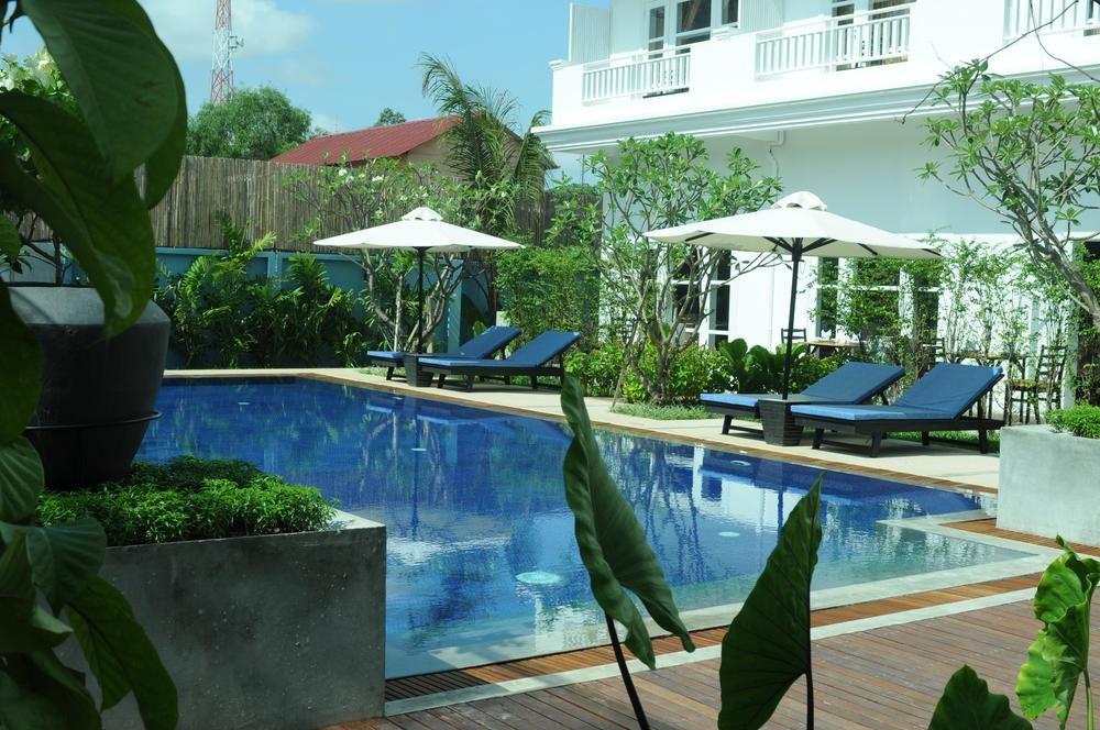 Hotel The Frangipani Ii 4*