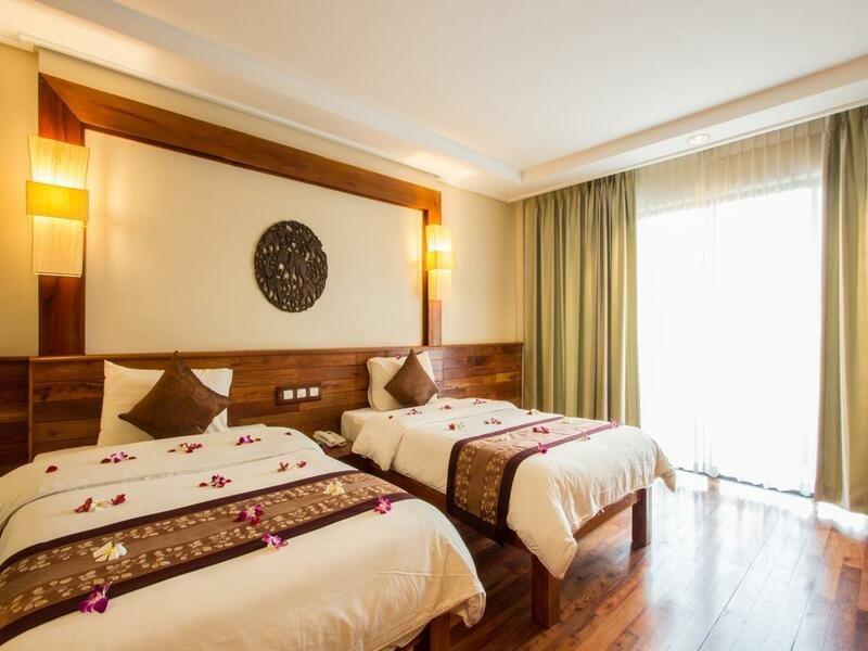 Royal Empire Premium 4*