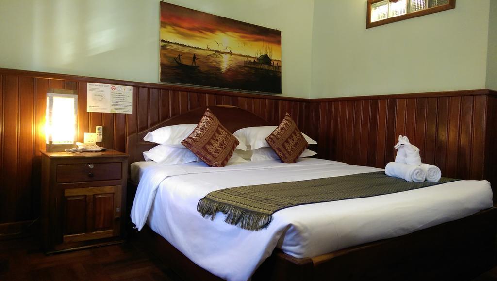 Wooden Angkor 3*