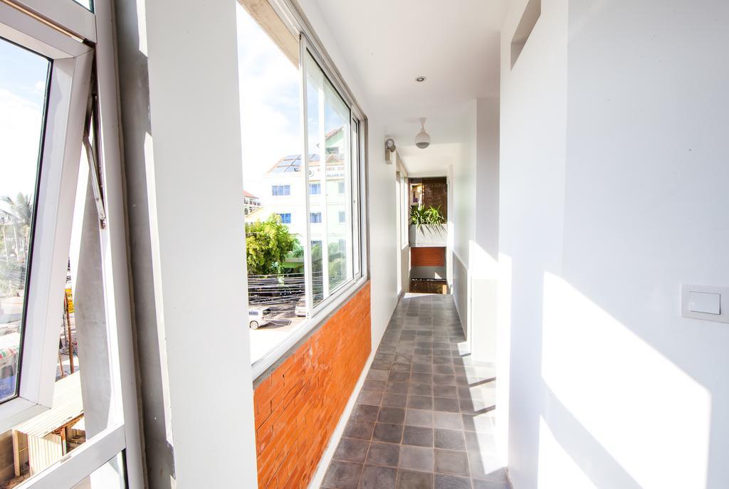 Pura Vida Boutique & 4*