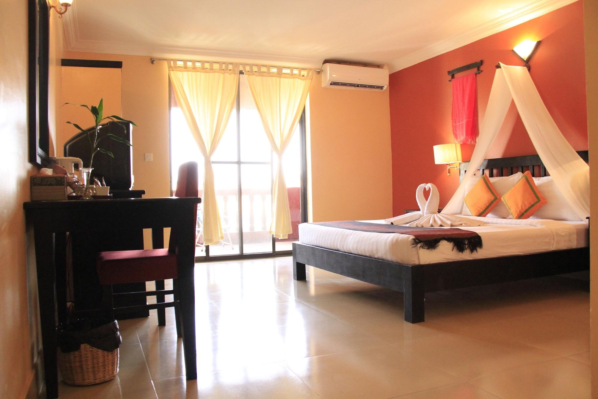 Mekong Angkor Palace Hotel 4*
