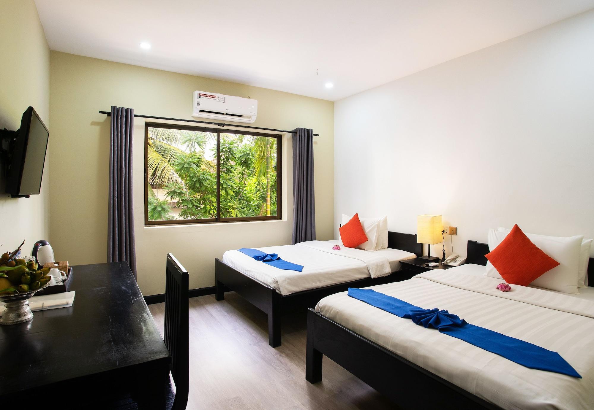 Hotel De La Chheng 3*