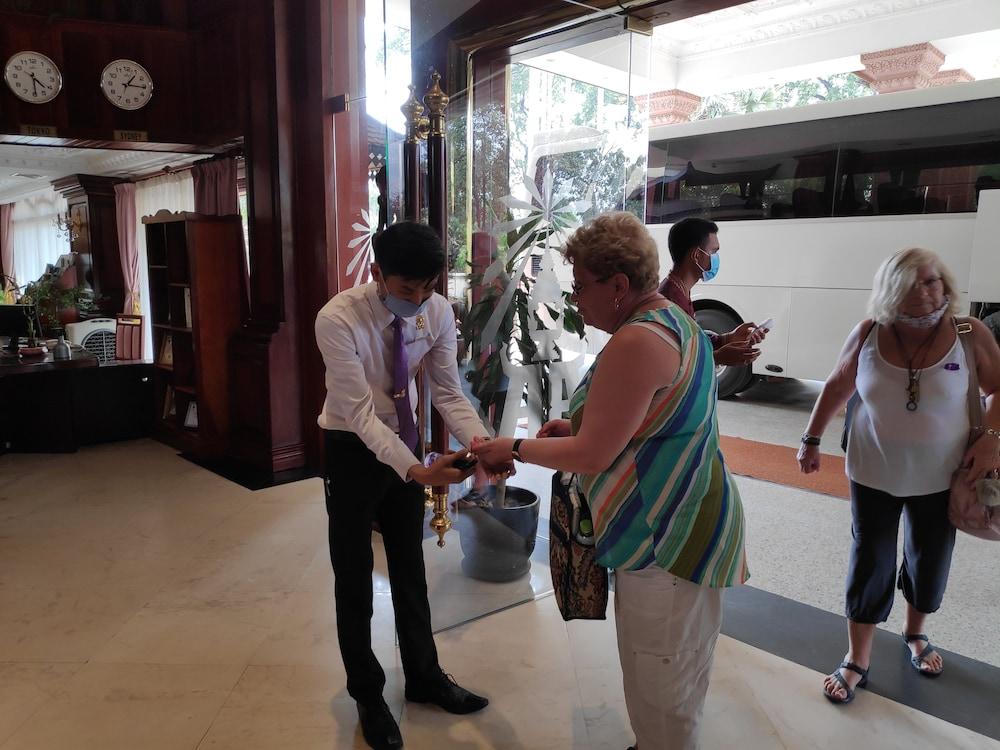 Hotel Regency Angkor Siem Reap