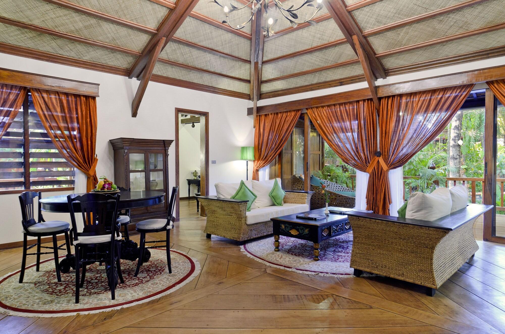 Hotel Angkor Village - Small Luxury Of The World Siem Reap