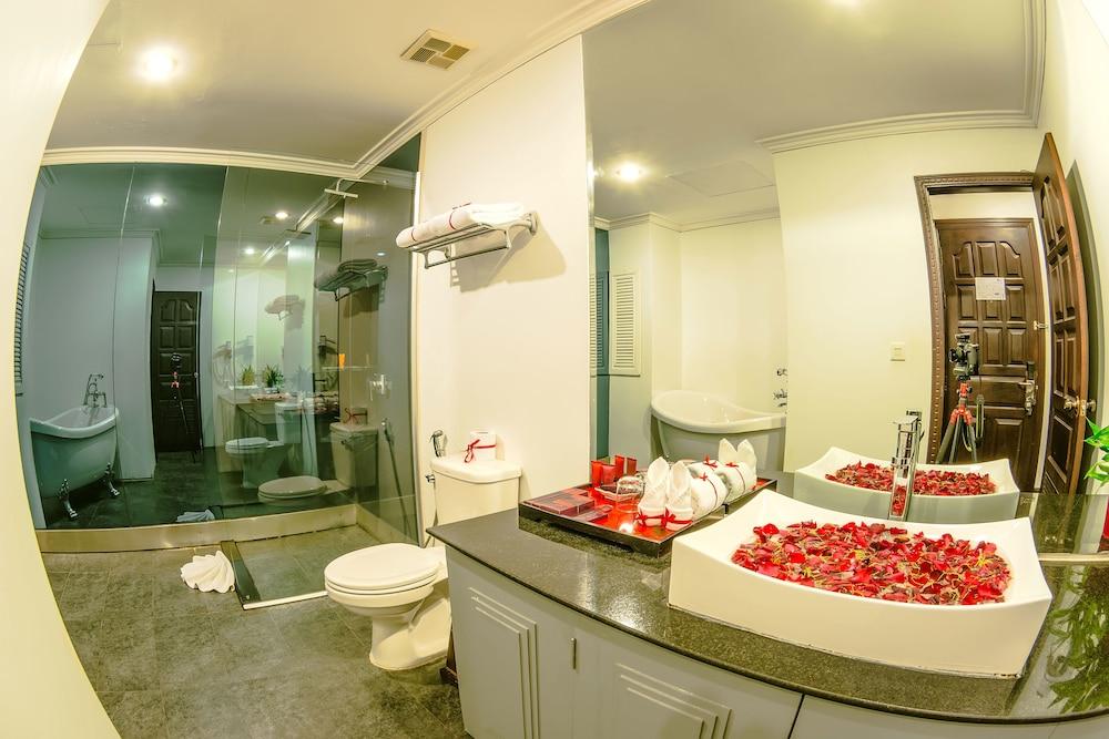 Angkor Star Hotel 3*