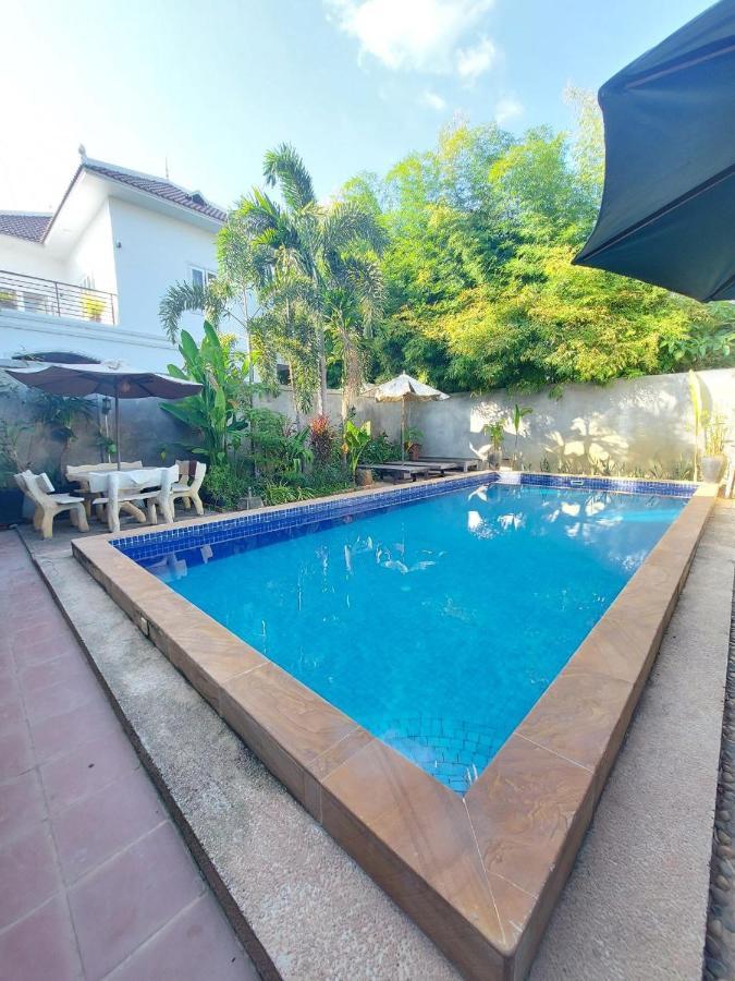 Nika's House *
