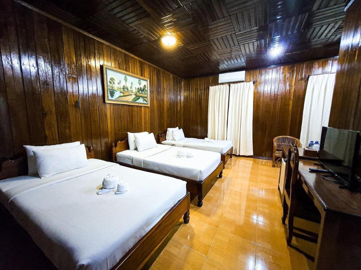 Sam Moon's Angkor Wooden House Hotel