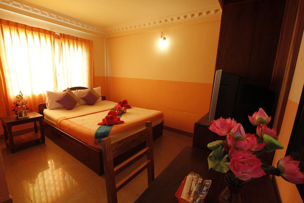 Hostel Adan World Siem Reap