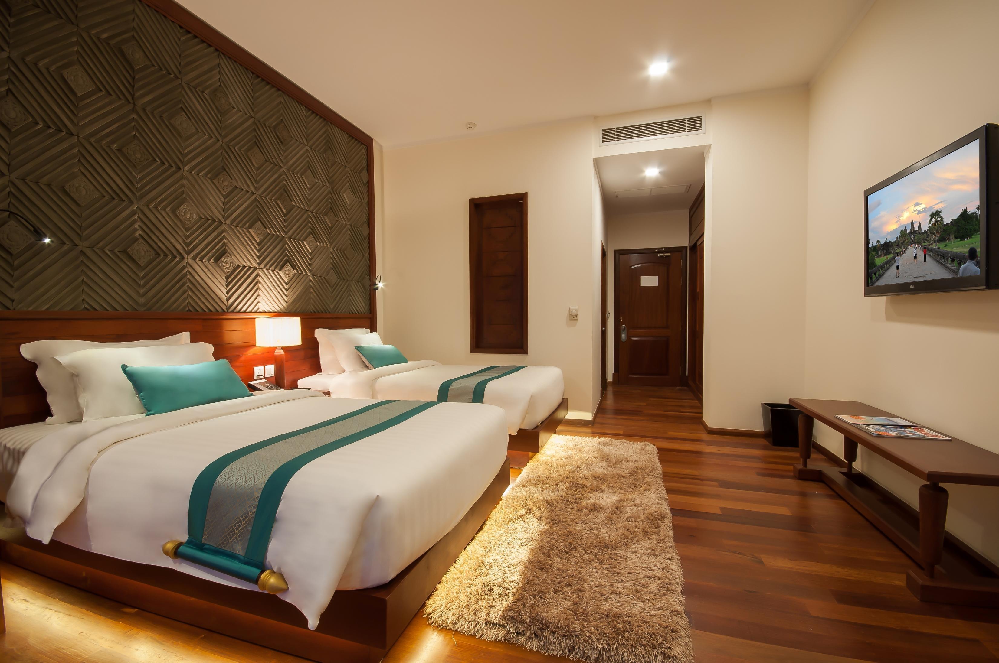 Lotus Blanc Hotel 5*