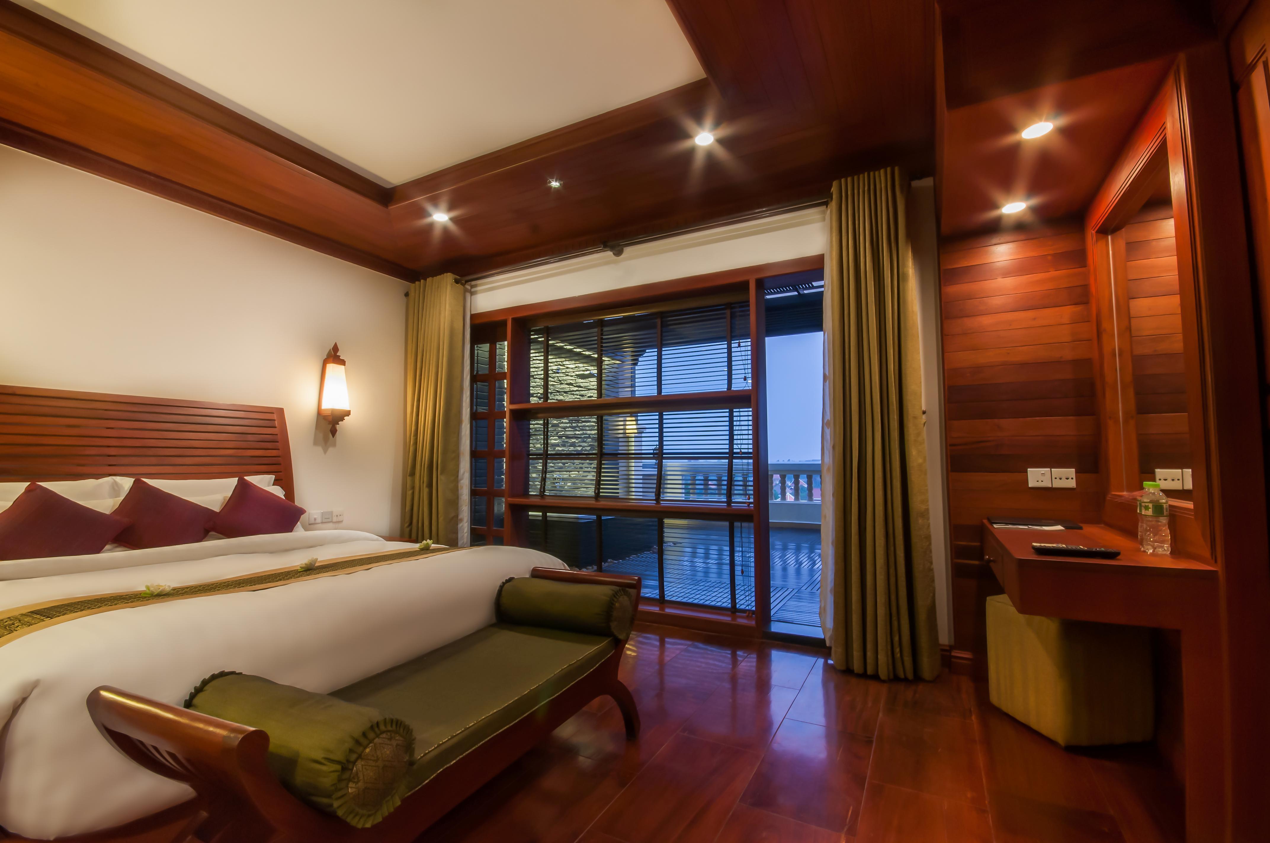 Borei Angkor & 5* Siem Reap