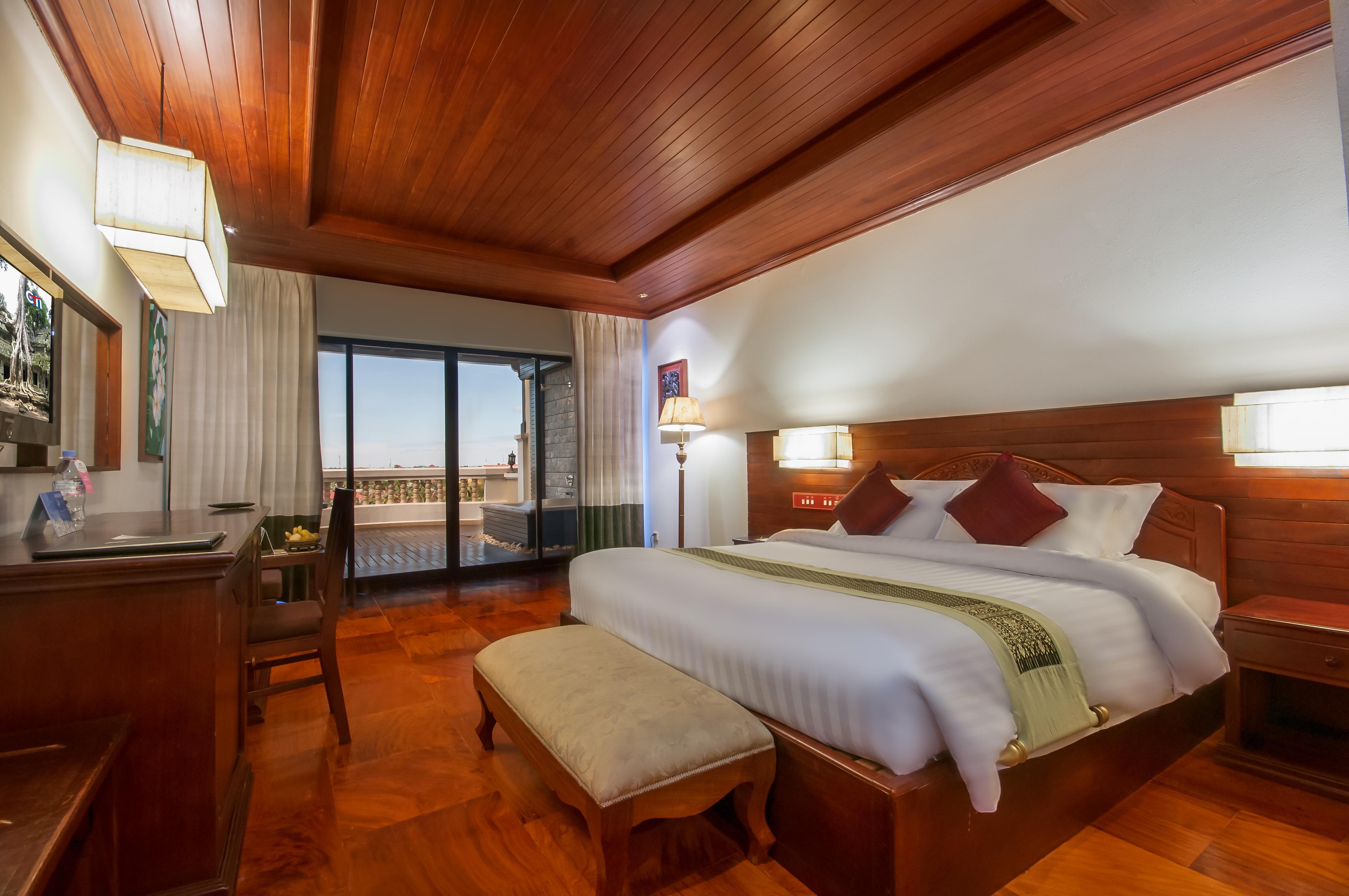 Borei Angkor & 5* Siem Reap
