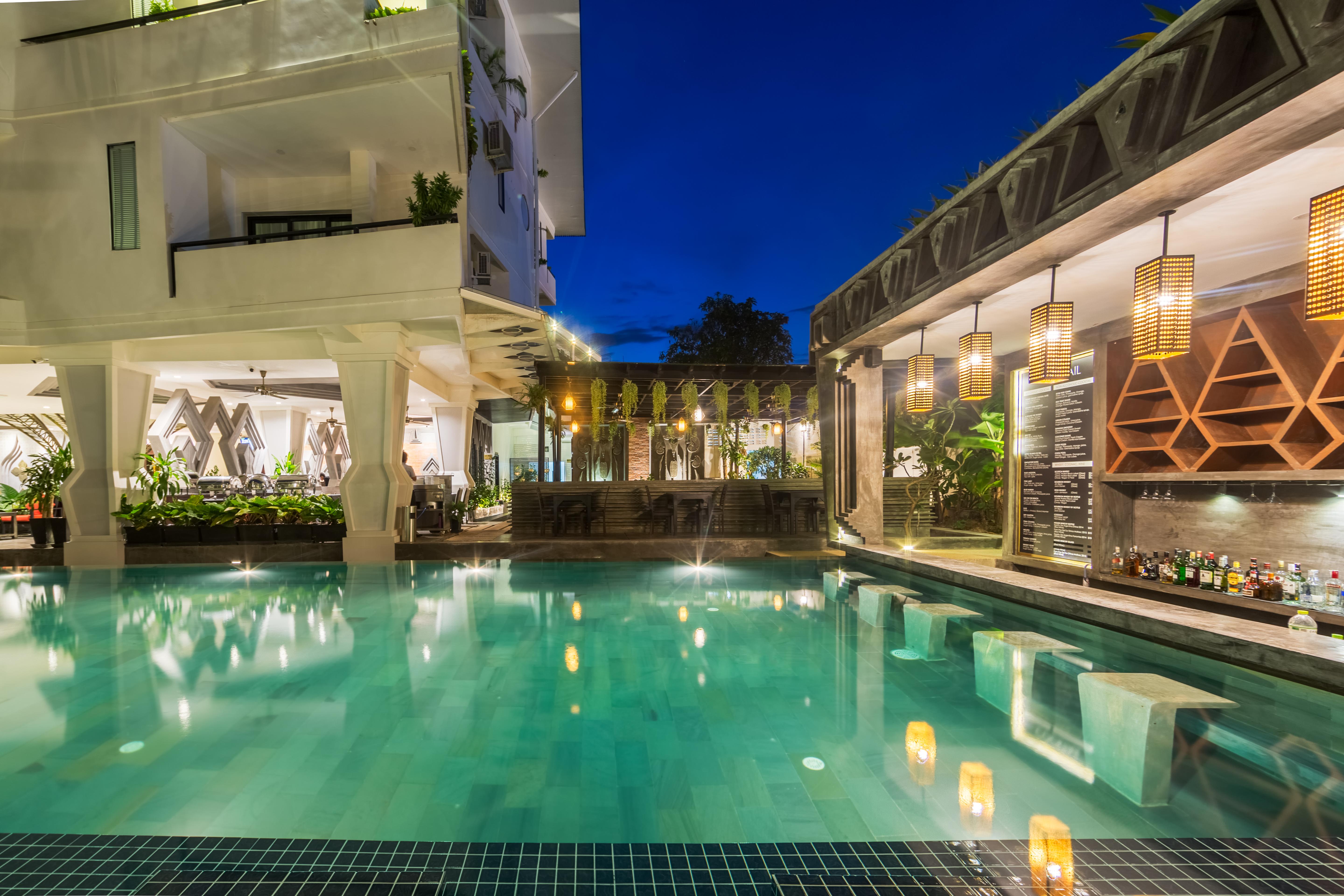Central Suite Residence Hotel