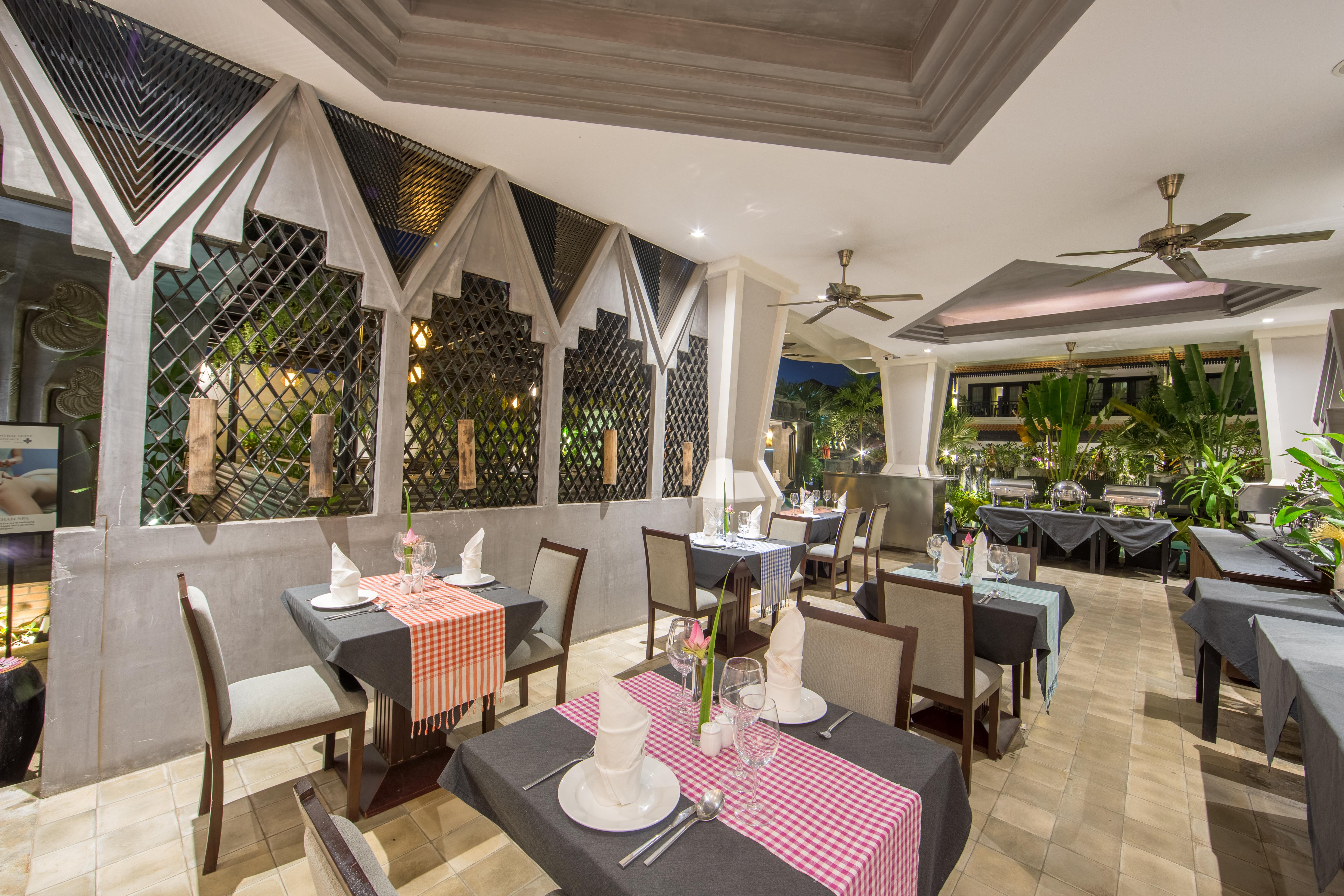 Central Suite Residence Hotel