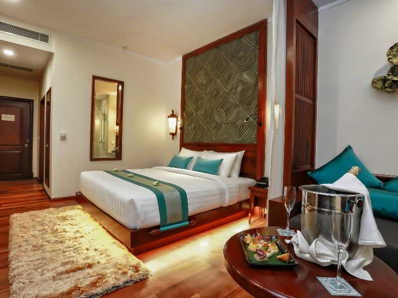 Resort The Privilege Floor By Lotus Blanc