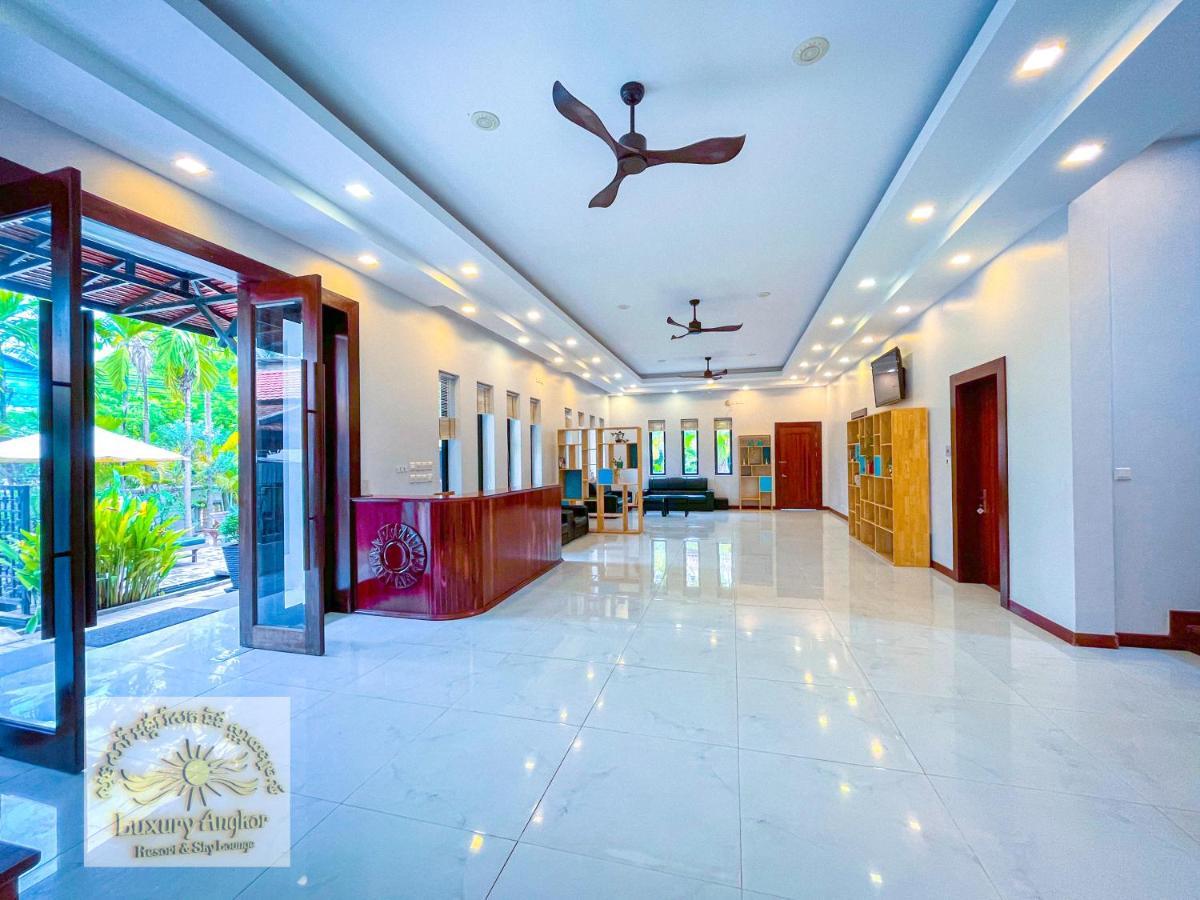 Luxury Angkor & Sky Lounge 4*