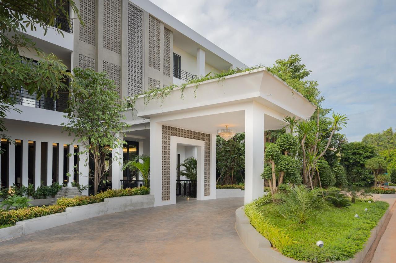 Resort Eightfold Urban Siem Reap