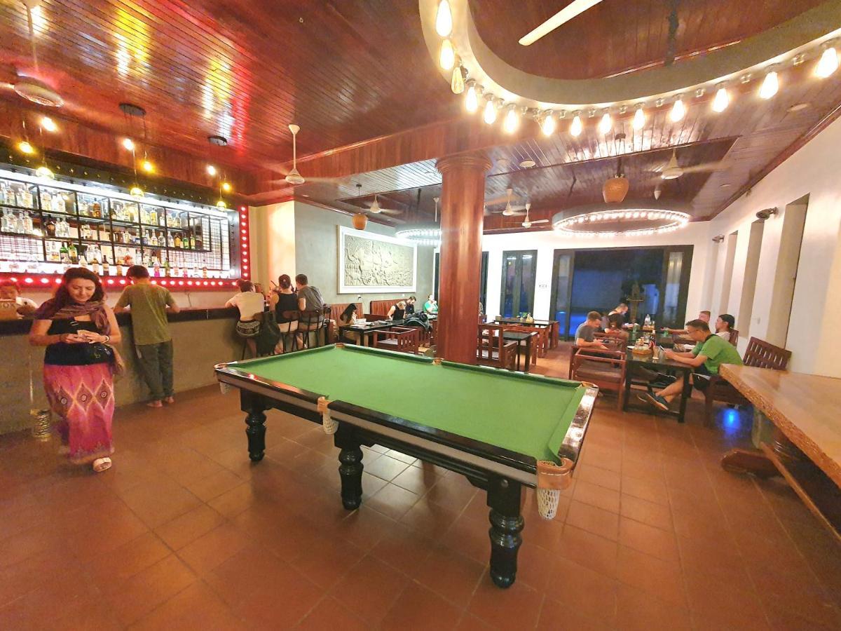 Darling Pub Siem Reap