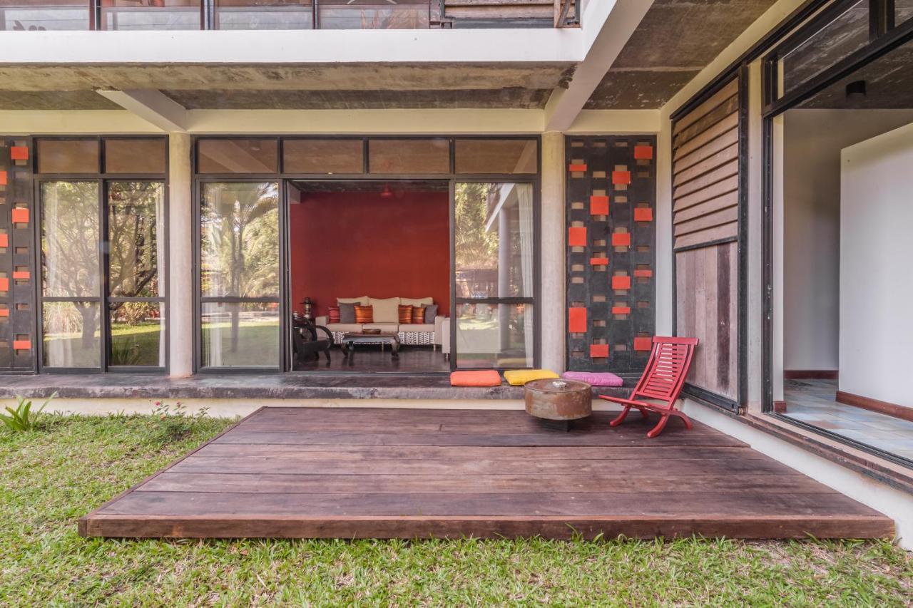Redbox House - Private Luxury Modern Style 5 Bedrooms Holiday home Siem Reap
