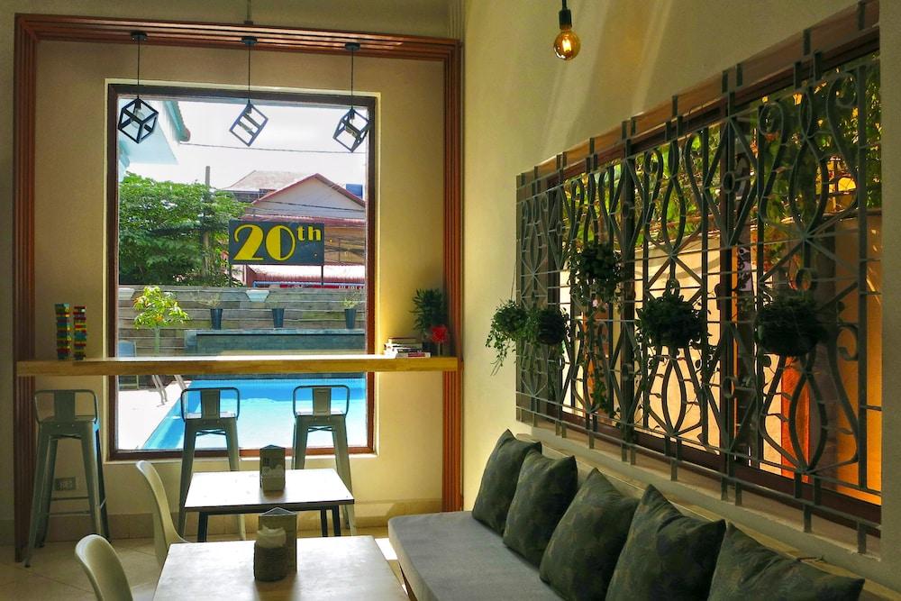 20th Street Serviced Hotel 3*