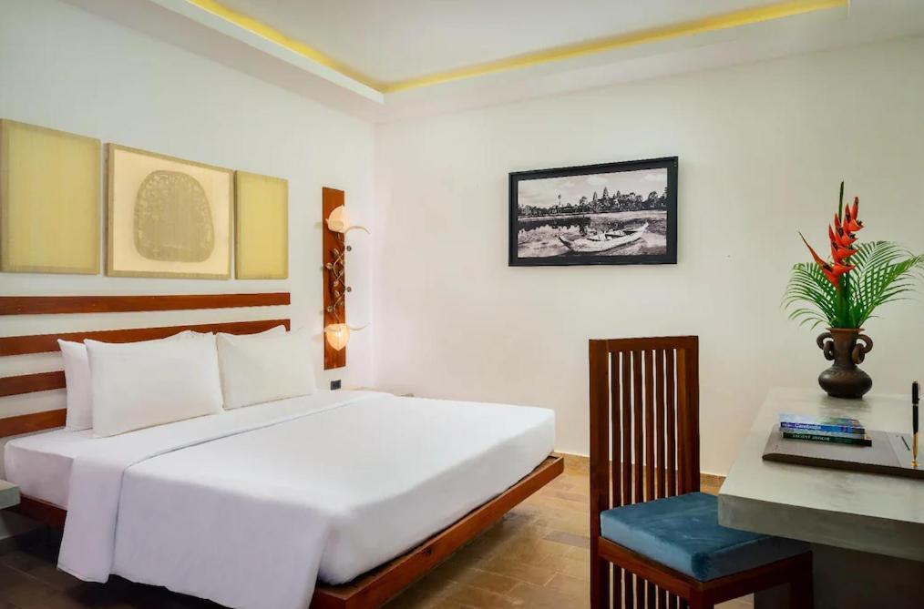 Odyssey Tara Resort *