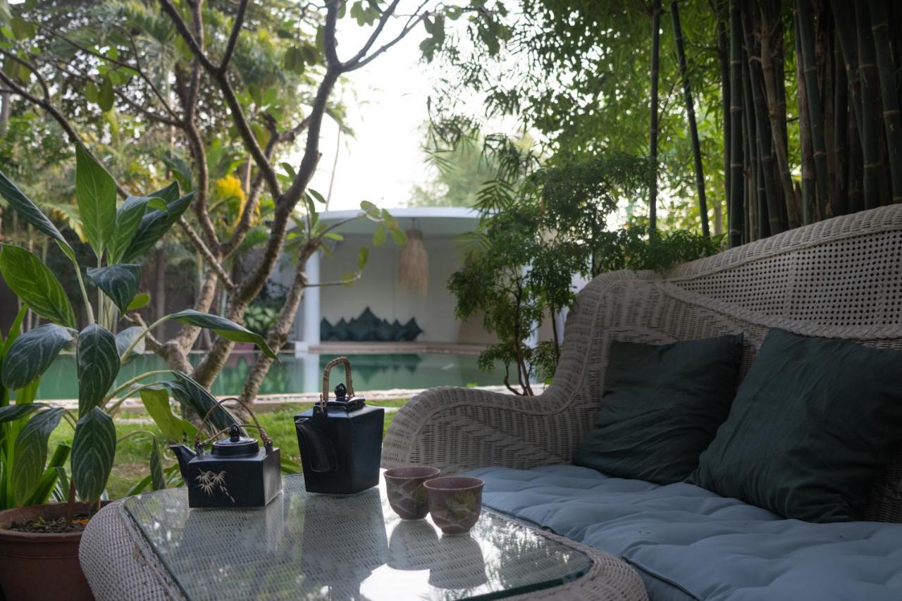 Through The Looking Glass Wellness Retreat Hotel Siem Reap