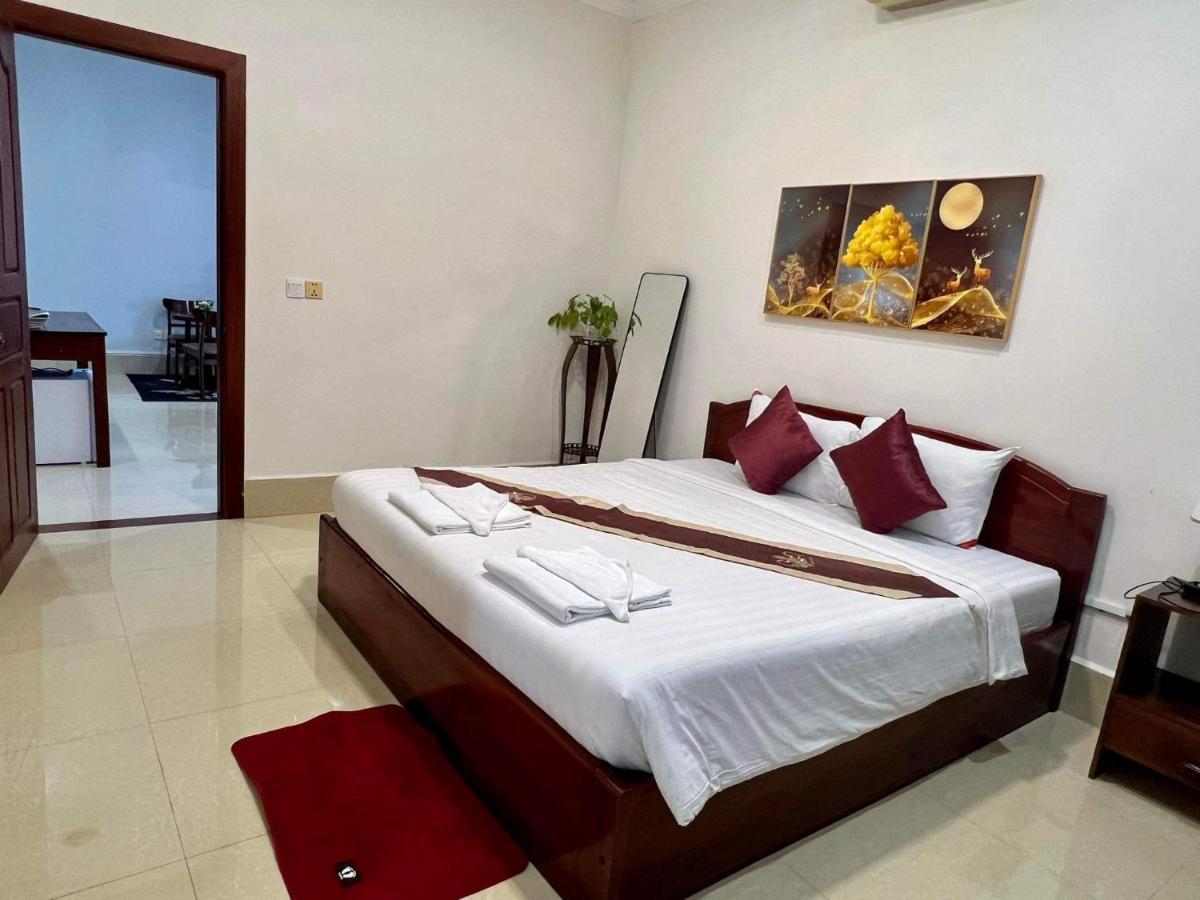 Guest house Red Palace *