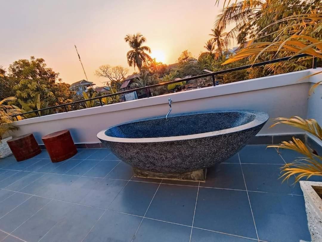 Roya Khmer House