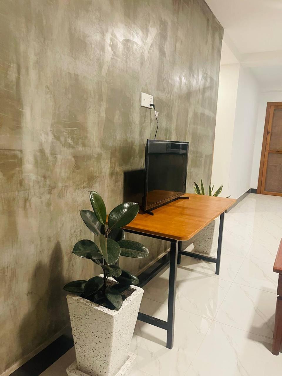 Roya Khmer House *