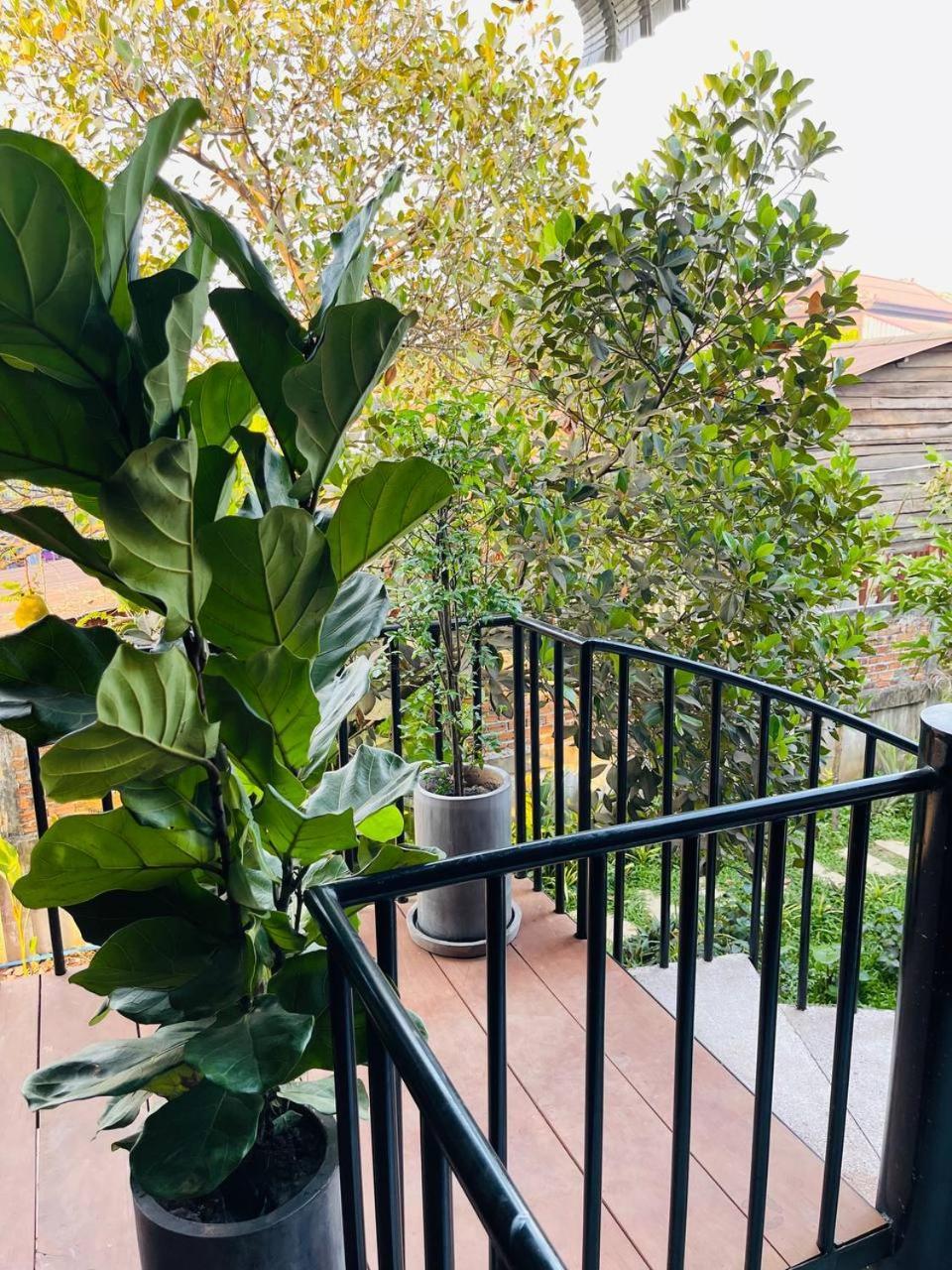 Roya Khmer House Homestay