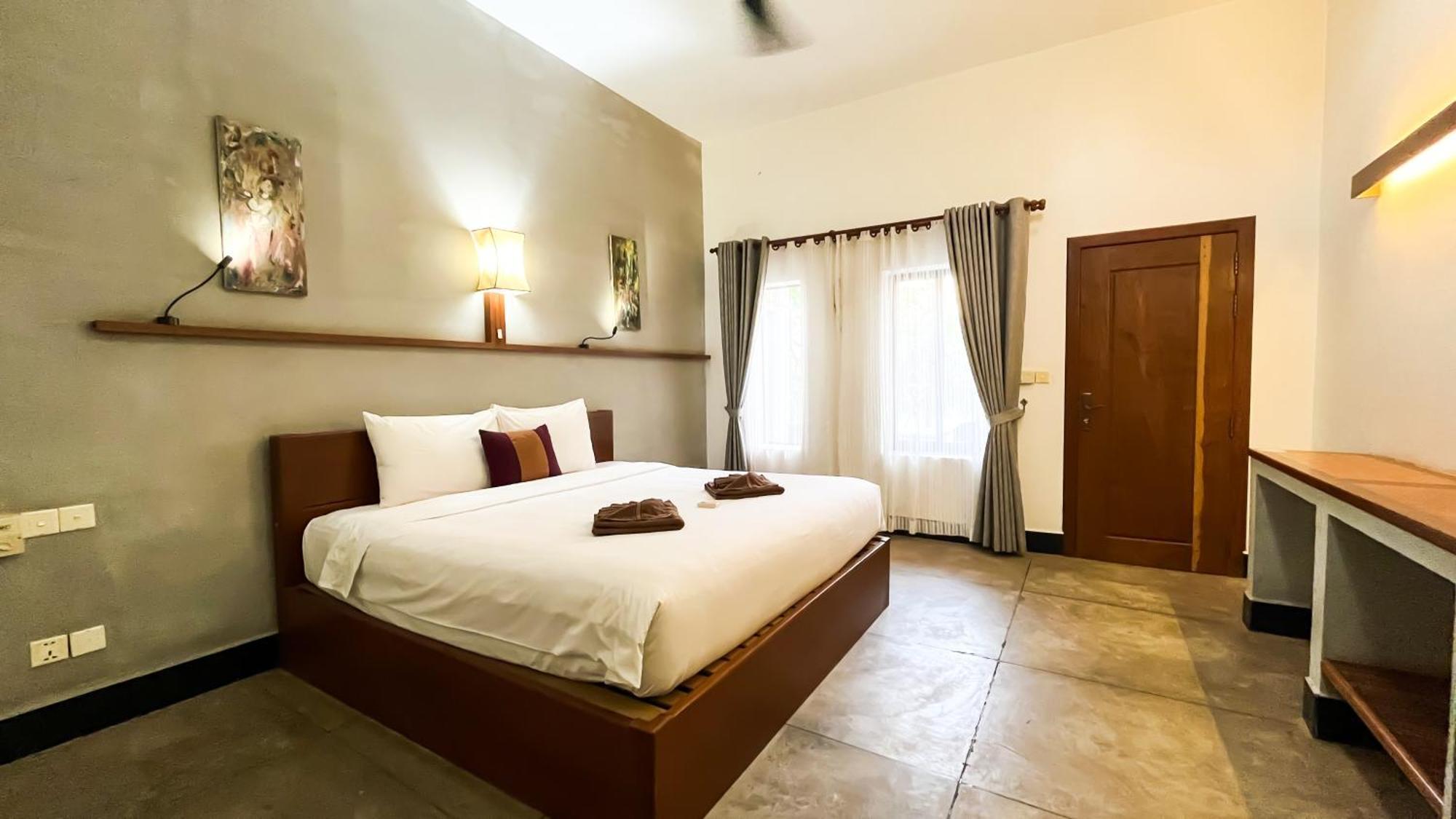 Lok Taneuy Hotel 3*