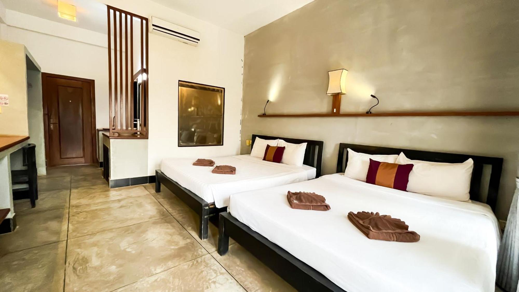 Hotel Lok Taneuy