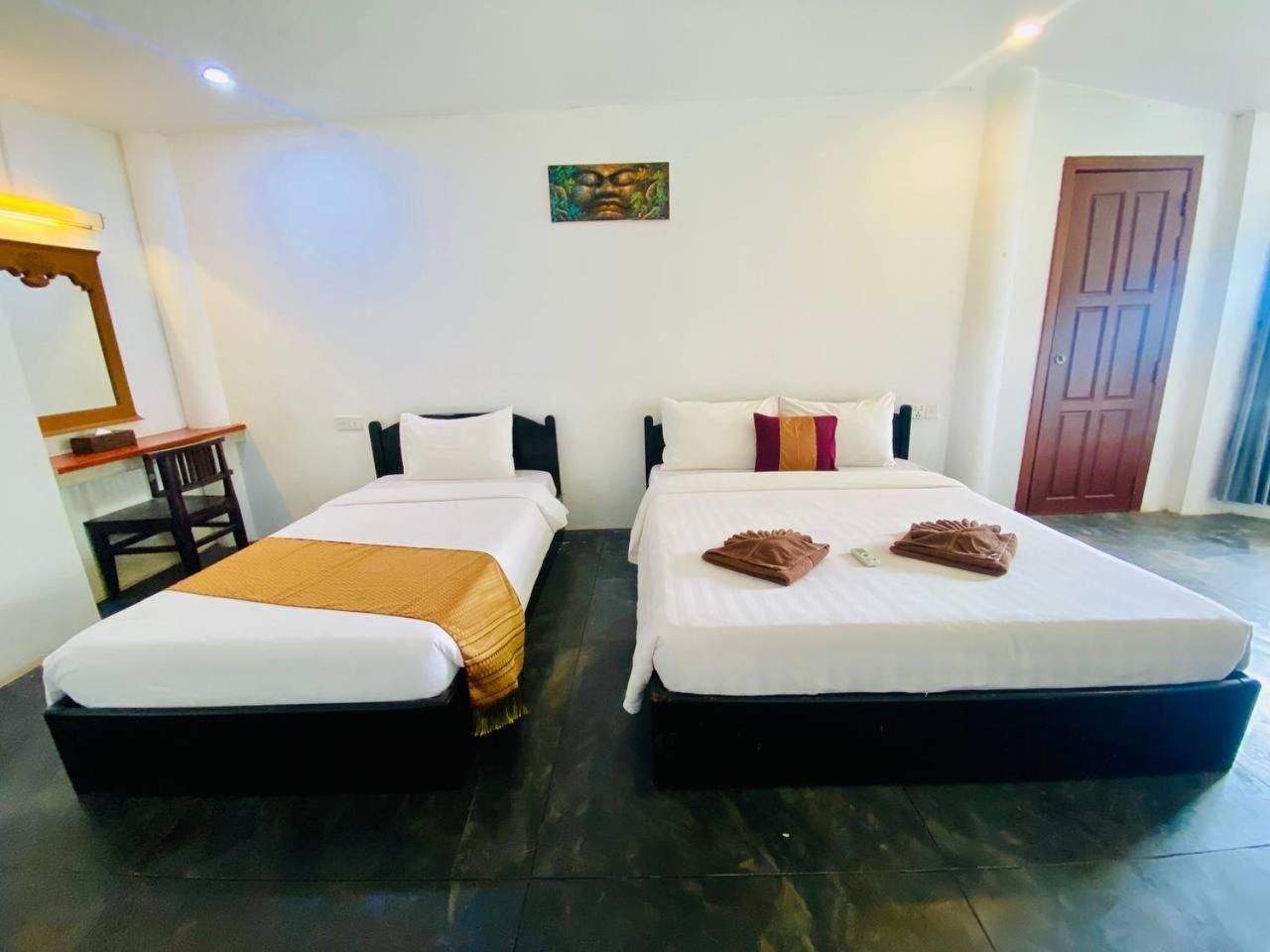 Hotel Lok Taneuy