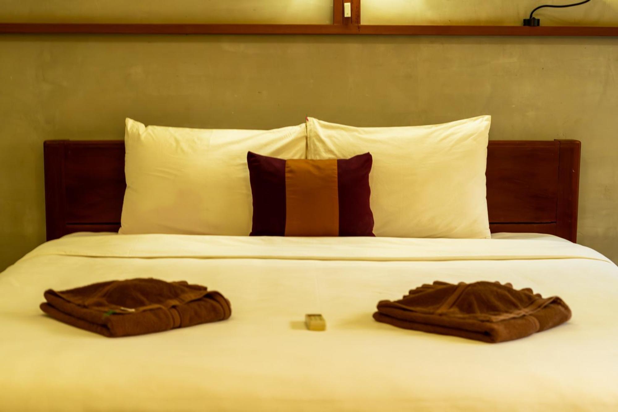 Lok Taneuy Hotel 3*