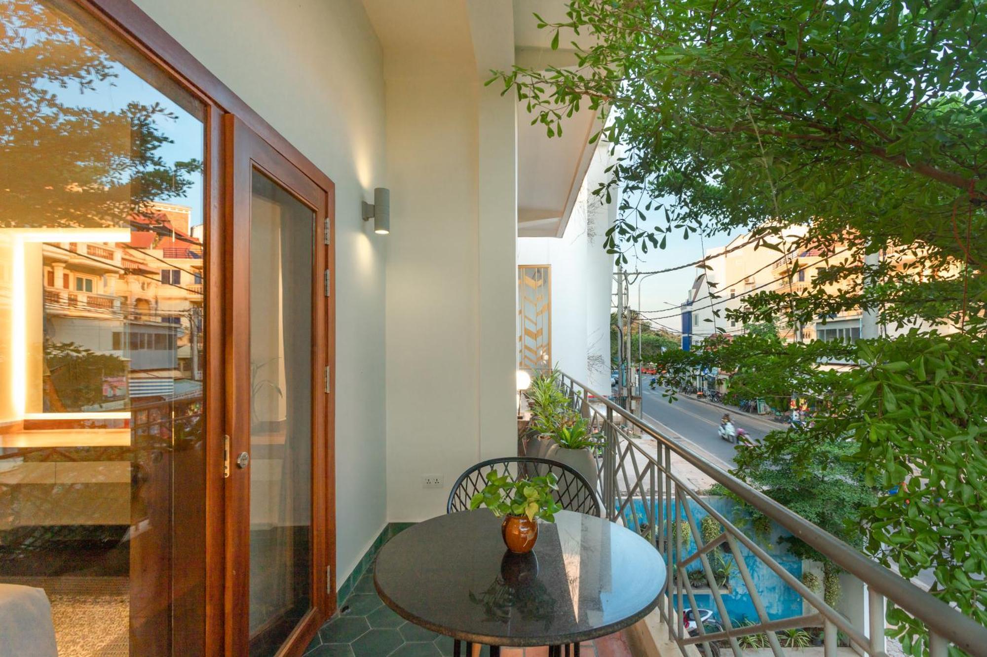 Family Style 3-bedroom By Baahu Apartment *