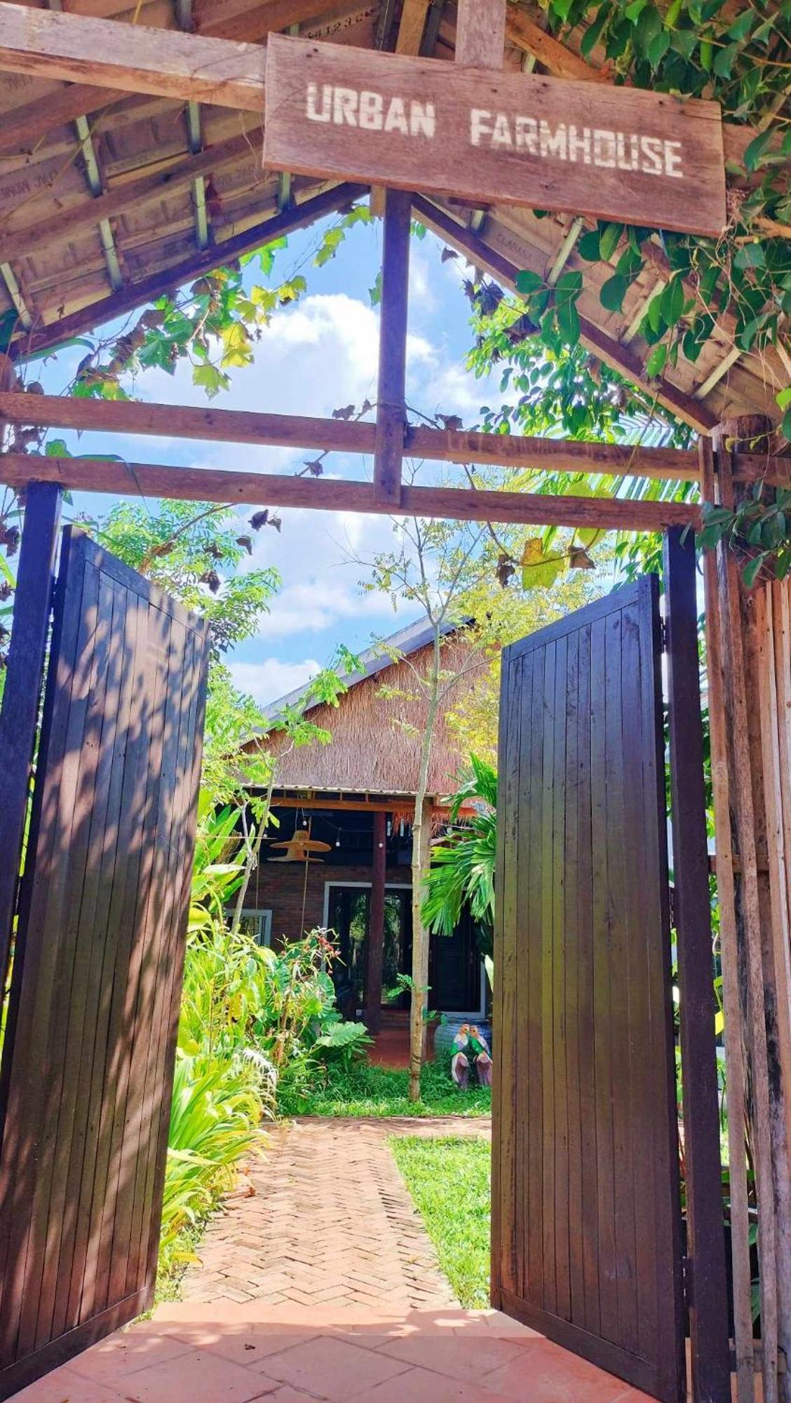 Urban Farm stay