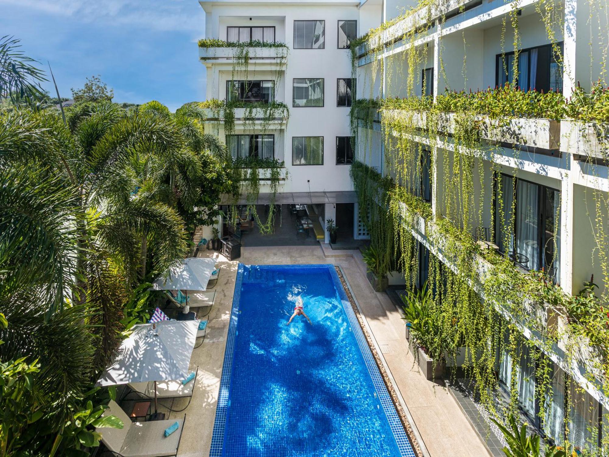 Grand Yard La Hotel 5*