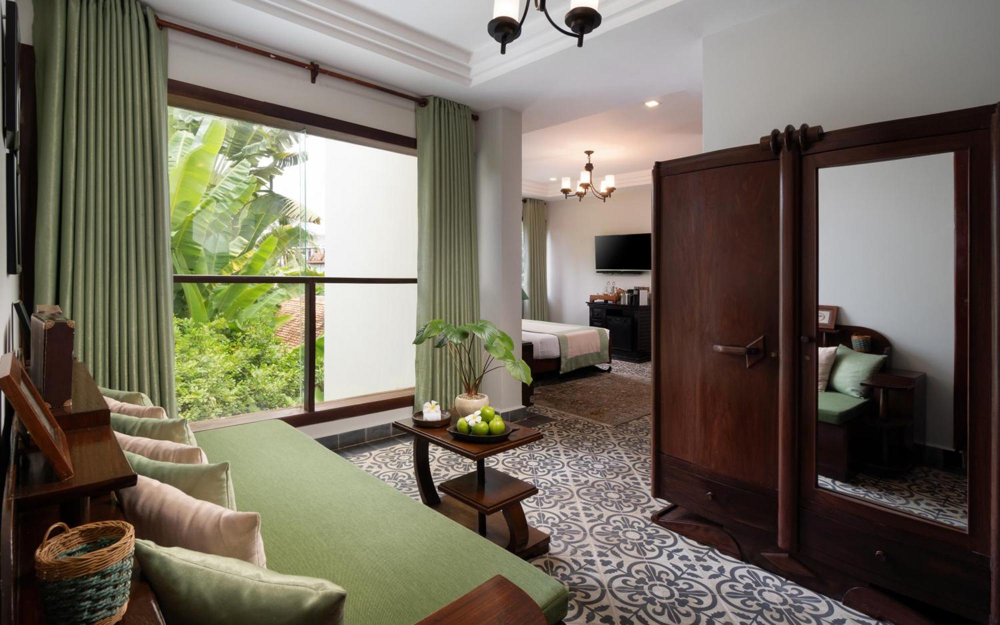 Mane Boutique & Siem Reap