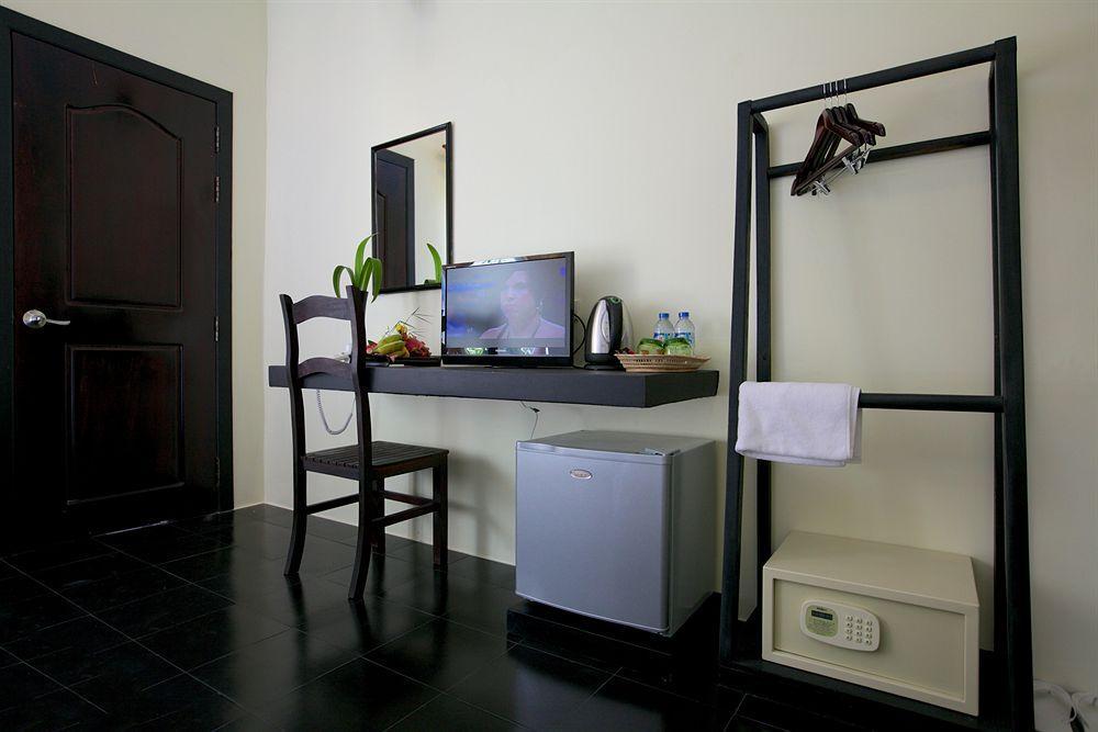 Skor Boutique Hotel 4*