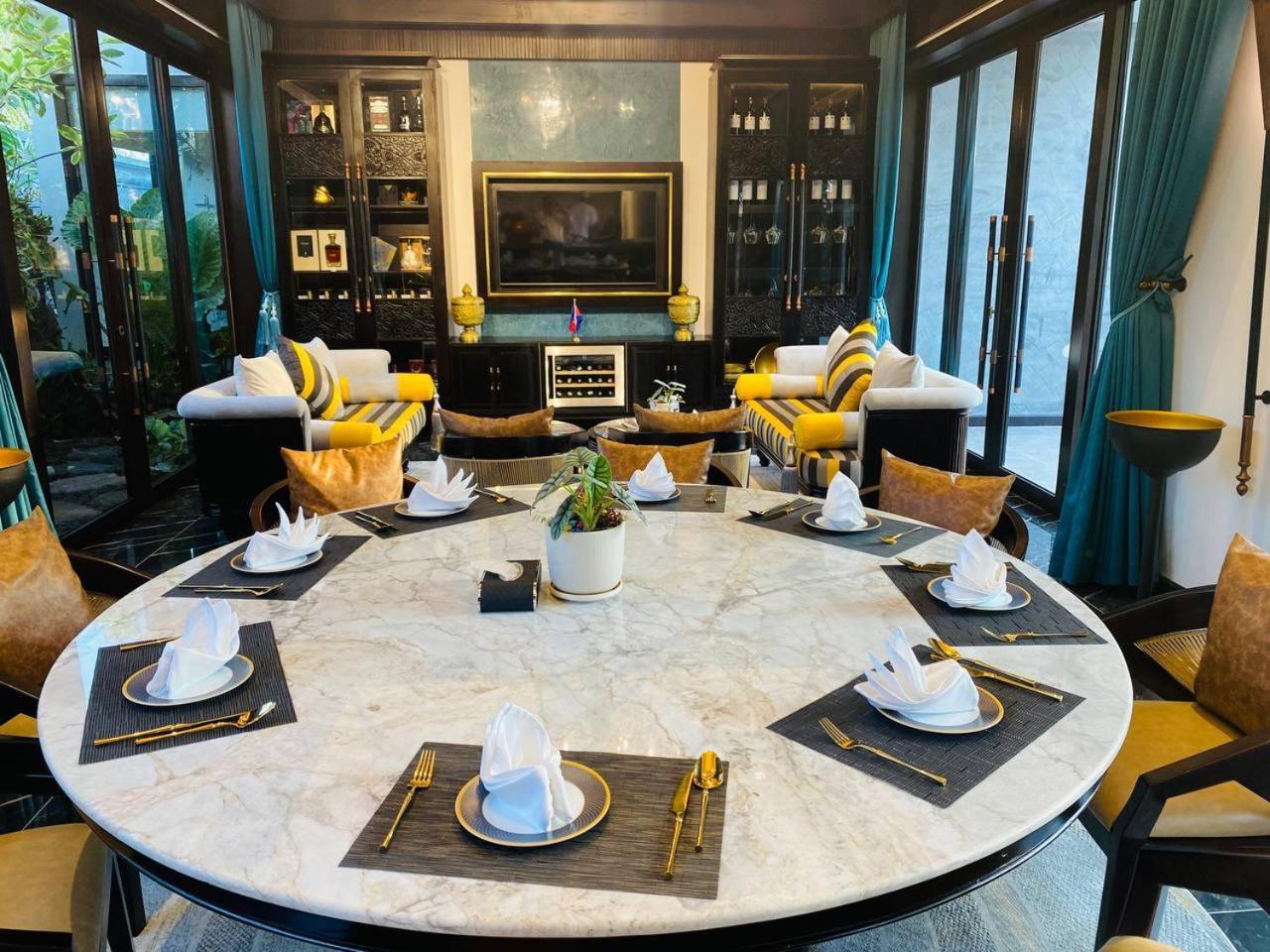 Villa Amara Private